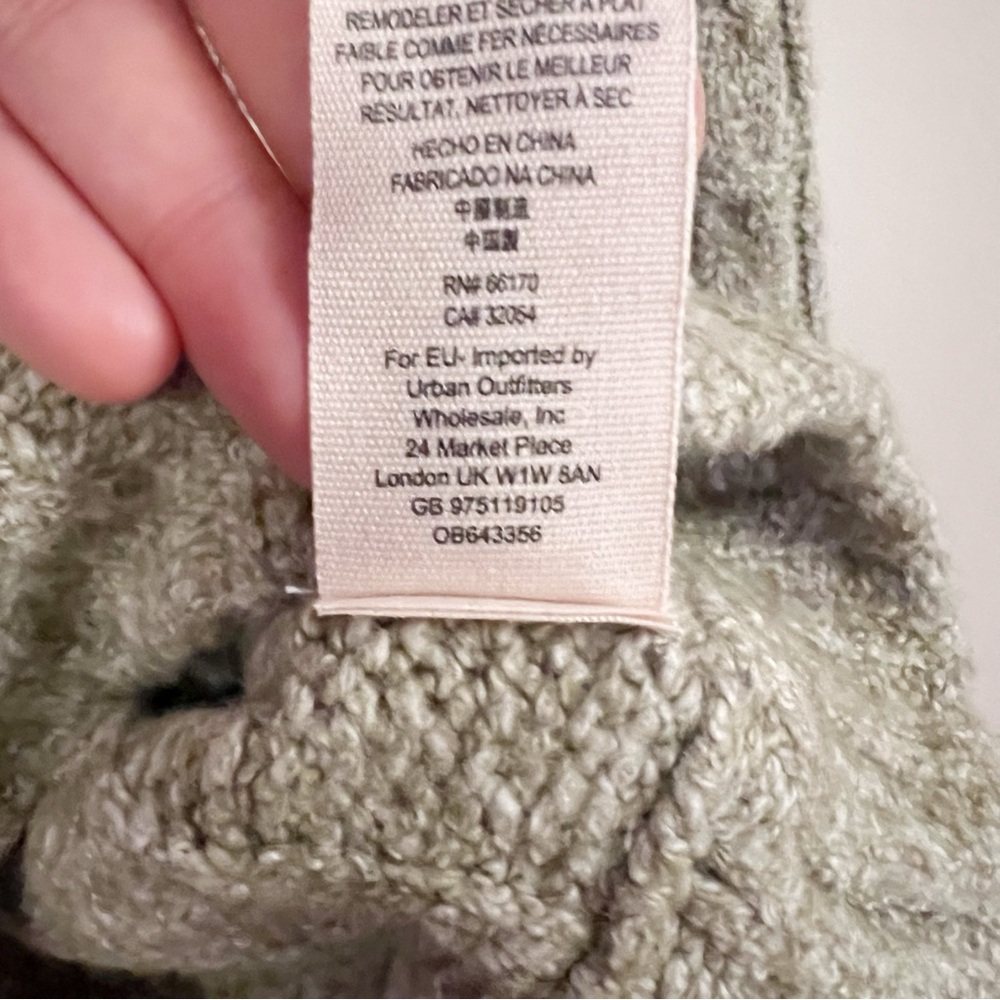 Free People Snow Bird Pullover Cable Knit Sweater Wide Sleeves Size Small - Picture 5 of 10